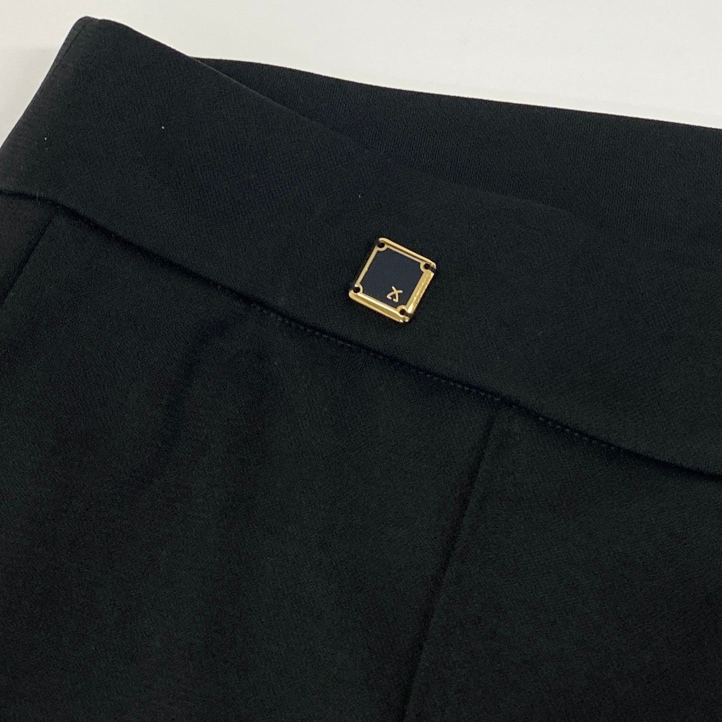 56h1 LEONARD レオナール ボトムス カンカン素材 ストレートパンツ ストレッチ 春夏 レディース 女性用 0183511 42 ブラックu02t