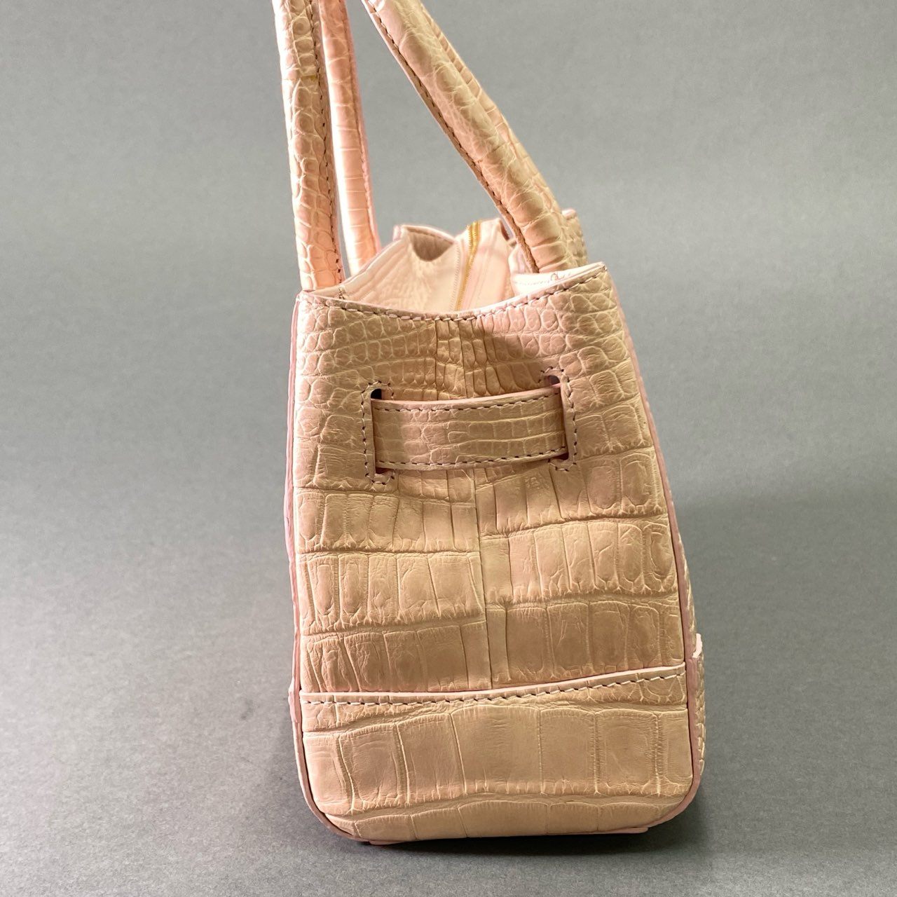 De18 【美品】 LEATHER JUWELS Crystal Reptiles レザージュエルズ ピンク クロコダイルレザー わんちゃんチャーム付き ハンドバッグ ピンク レディース 女性用 鞄