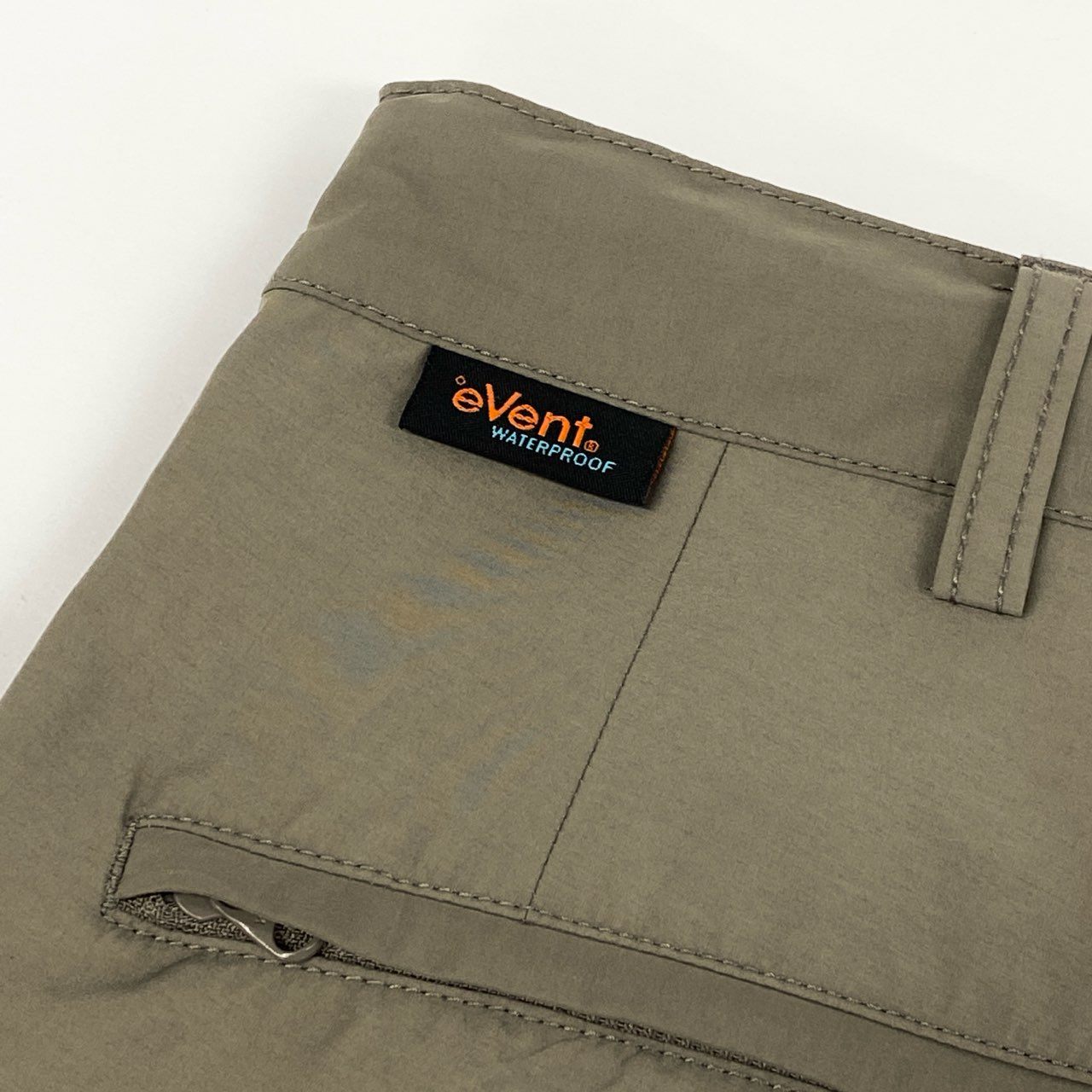 37e2 【美品】 SSZ エスエスズィー SURF&SK8 BEAMS別注 eVent 2P SLACKS ナイロンスラックスパンツ ボトムス 11-23-1344-120 Lサイズ カーキ ナイロン