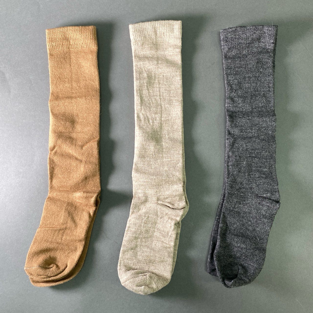 a5-2 定価¥31,900 LAUREN MANOOGIAN ローレンマヌーギアン TALL SOCK 3P SET トールソックス OS グレー ベージュ ブラウン ペルーニット 靴下
