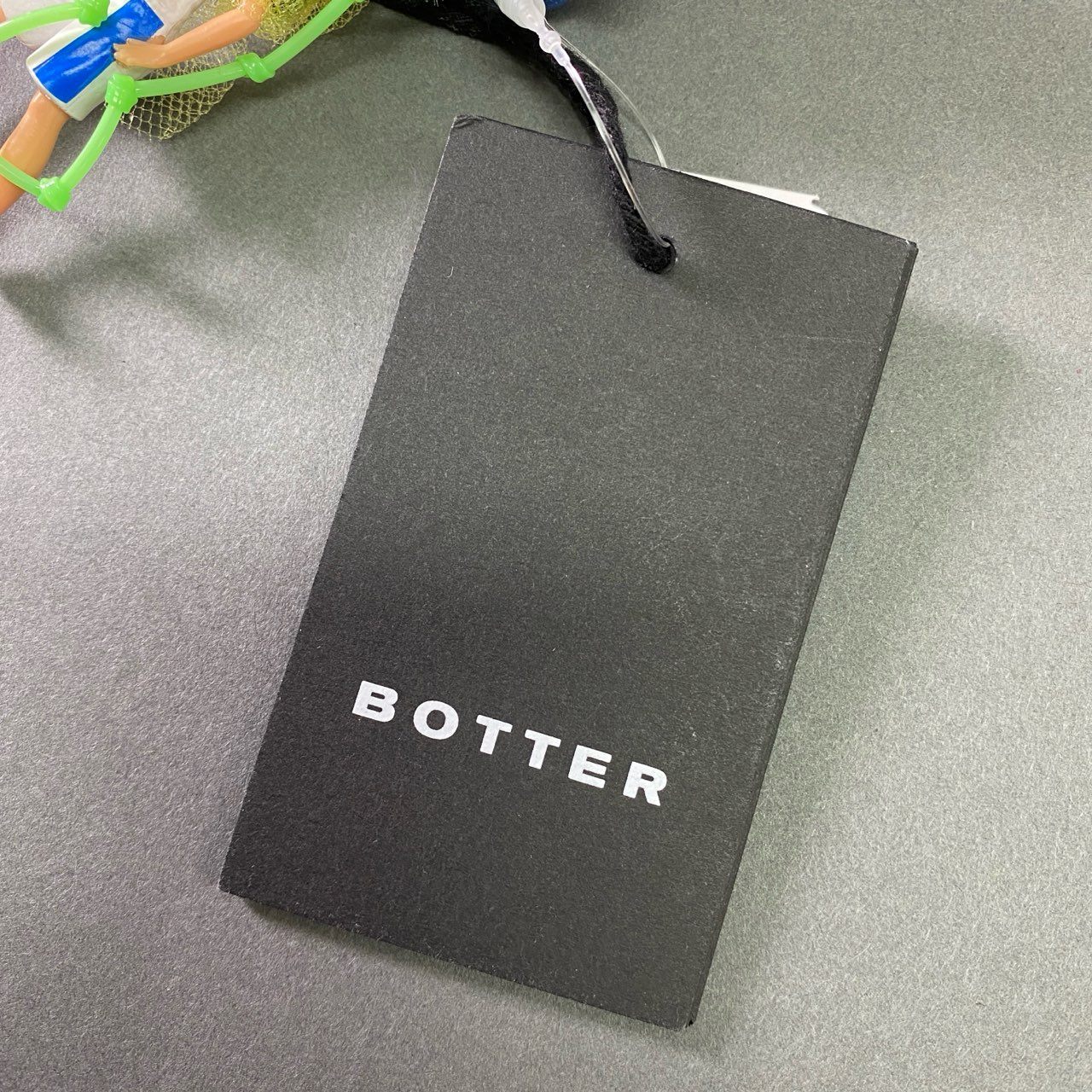 l12 《未使用》定価¥75,900 BOTTER ボッター DANIELVON WEINBERGER SMALL KEYCHAIN トイキーチェーン TOYS キーホルダー タグ付き