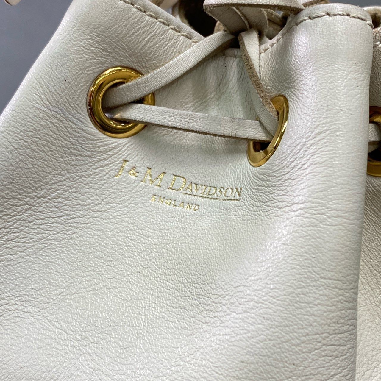 Hb10 ② J&M DAVIDSON ジェイアンドエムデヴィッドソン CARNIVAL カーニバル ハンドバッグ 巾着 バケットバッグ フリンジ ニューホワイト 本革