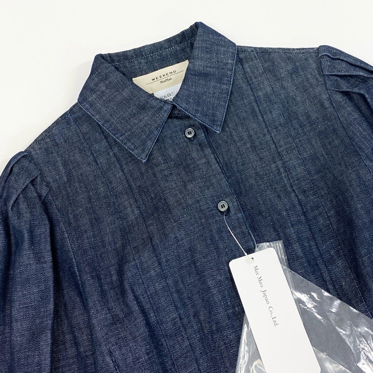 52d10 《新品タグ付き》 Max Mara マックスマーラ WEEKEND ウィークエンド デニムシャツ 長袖ブラウス トップス ショルダータック 23511112376 サイズ34 インディゴブルー コットン100% レディース