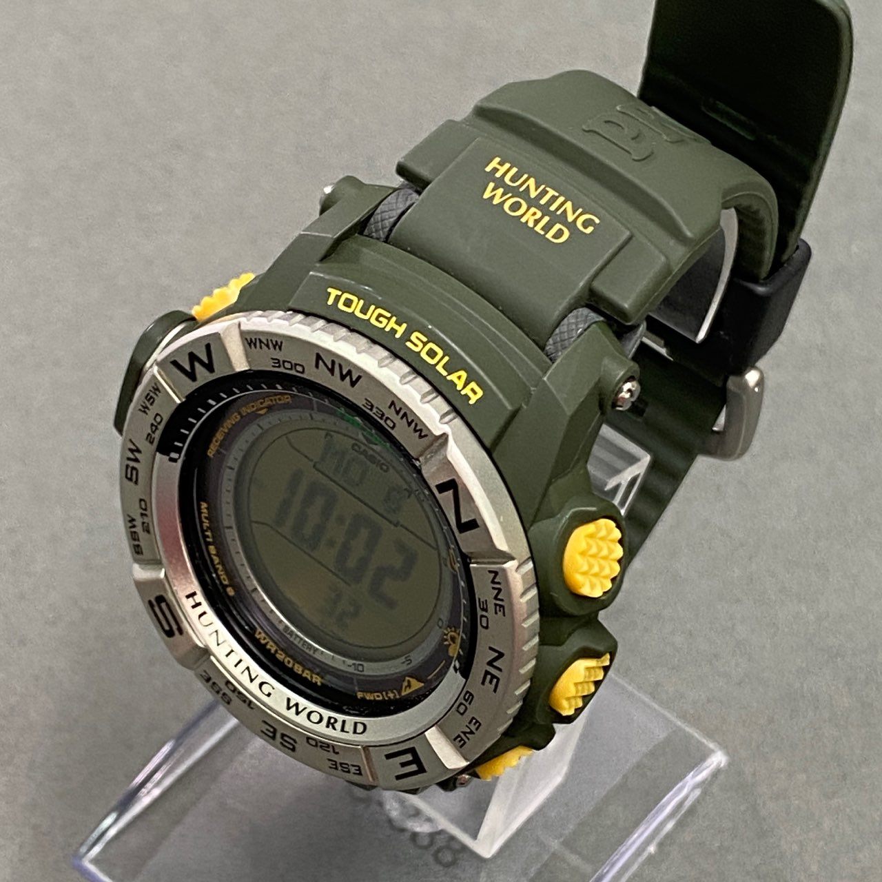 a6 HUNTING WORLD × CASIO ハンティングワールド カシオ PROTREK プロトレック 電波ソーラー メンズ腕時計 PRW-3510HW カーキ