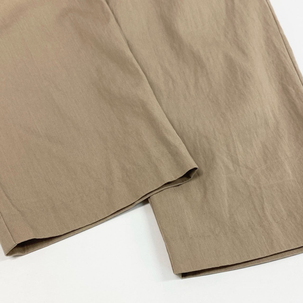 81h7《美品》HOUSE OF ロータス ハウスオブロータス タックパンツ スラックス リラックスパンツ M ベージュ レディース 女性用u02t