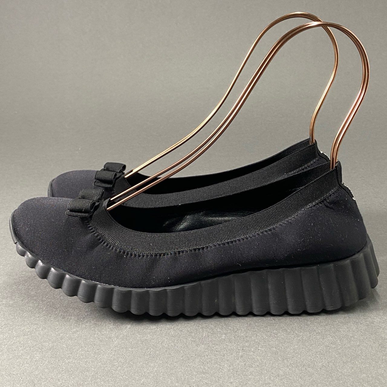3f27 Salvatore Ferragamo サルヴァトーレフェラガモ ヴァラリボン DOLLY ドリー バレエシューズ フラットシューズ サイズ7 1/2C ブラック レディース 女性用 靴