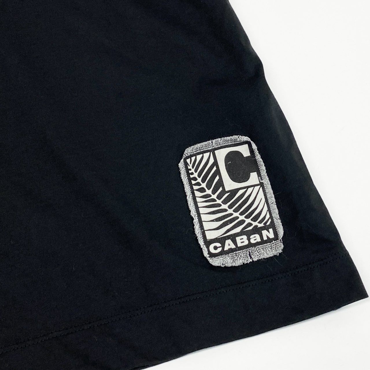 19k29 《美品》 CABaN キャバン スビンコットン パレルモプリントTシャツ 半袖カットソー 総柄 フラワープリント 59-03-21-03001 M ブラック