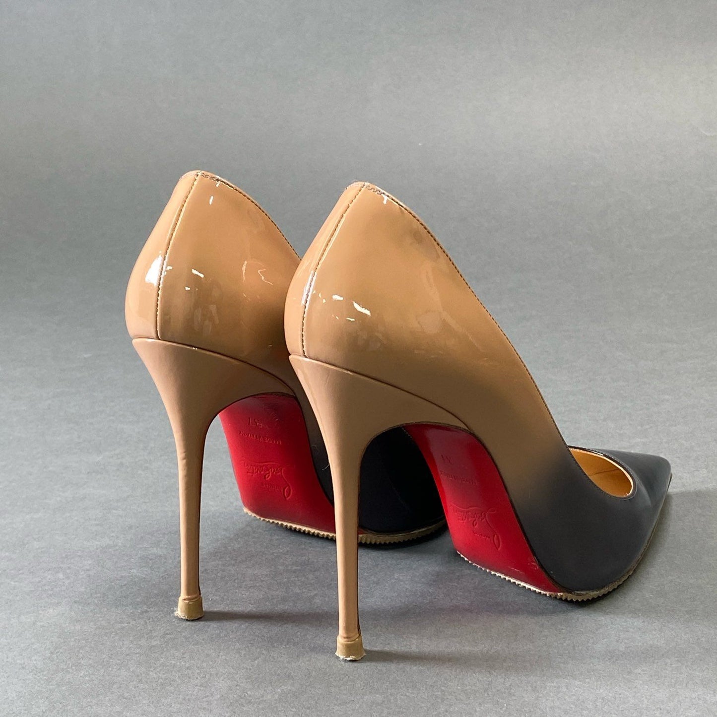 9g9 Christian Louboutin クリスチャンルブタン グラデーション ポインテッドトゥ パンプス サイズ37 ブラック ベージュ レディース