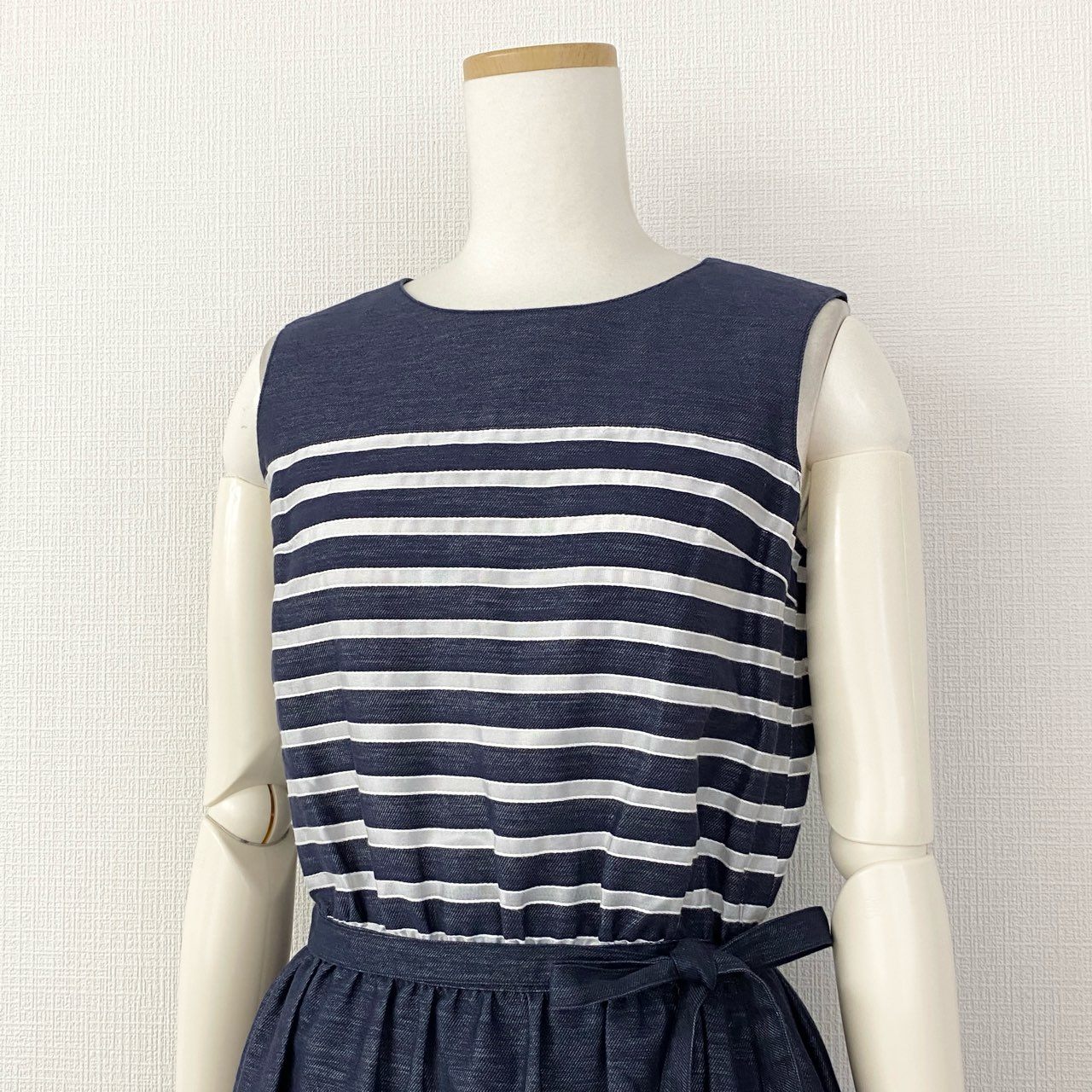 54d14 【美品】 Rene ルネ ノースリーブワンピース デニムワンピース オーガンジー ボーダー ウエストベルト付き 6626330 サイズ34 インディゴブルー×ホワイト レディース 日本製 夏