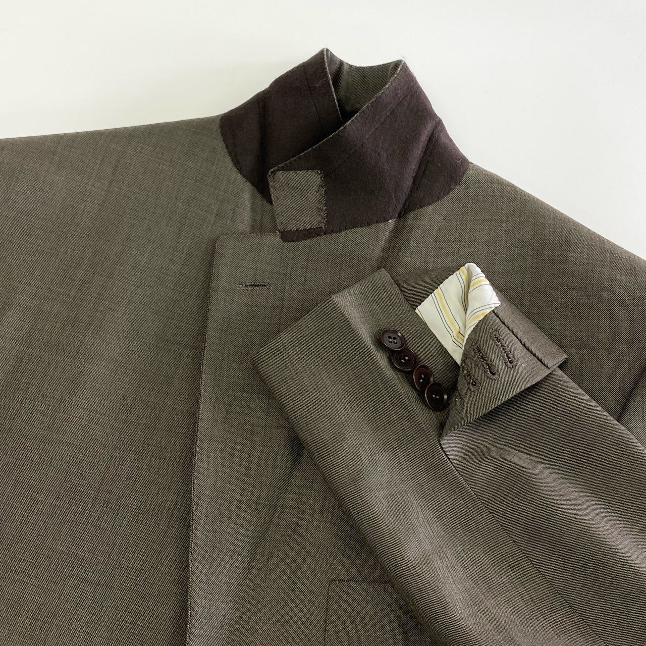 39k13 LIVERANO&LIVERANO リベラーノアンドリベラーノ シングルスーツ セットアップ テーラードジャケット/スラックスパンツ サイズ44 カーキ系 ウール100% メンズ イタリア製