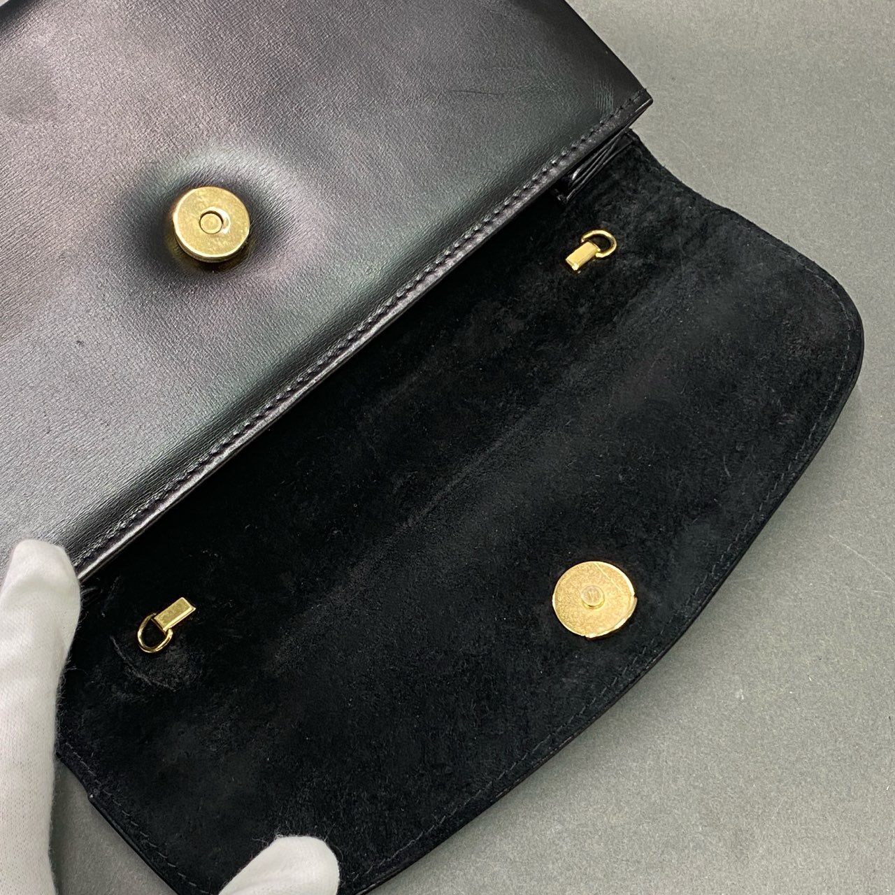 Ab7 LAUNER LONDON ロウナー クラッチバッグ ショルダーバッグ 2way フォーマル ゴールド ロゴプレート 保存袋付属 ブラック 本革