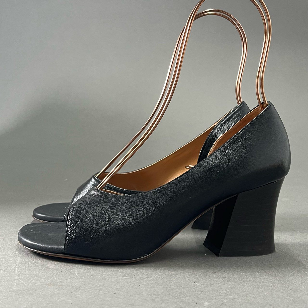 4f20 MARNI マルニ トングサンダル チャンキーヒール パンプス SAMS012007 36 ブラック レザー レディース