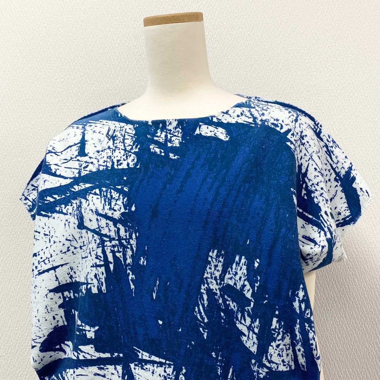 13h29 ISSEY MIYAKE A-POC INSIDE イッセイミヤケ エーポック インサイド 半袖カットソー ニットカットソー トップス ドルマンスリーブ 2サイズ ホワイト ブルー レディース 女性用k02i