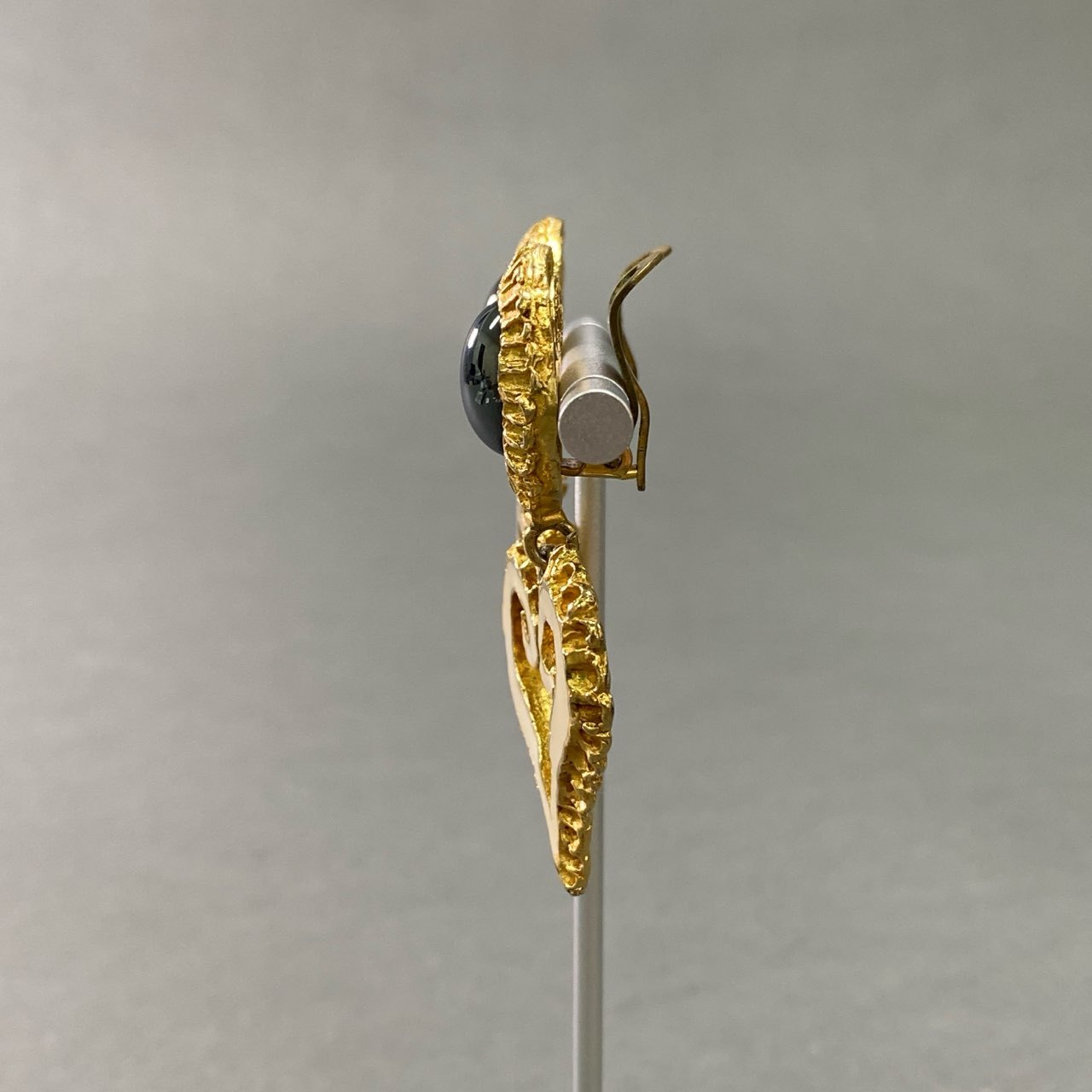 c19 Christian Lacroix クリスチャンラクロワ ハートモチーフストーンイヤリング VINTAGE ヴィンテージ ゴールド アンティーク GOLD
