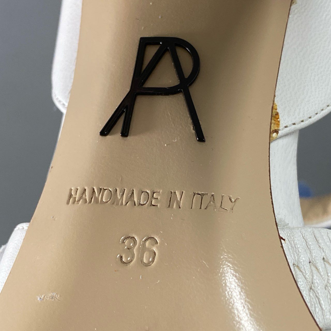5f17 《美品》 定価¥128,000 PAUL ANDREW ポールアンドリュー フラワーヒールサンダル 36 ホワイト ブルー レザー イタリア製 シューズ