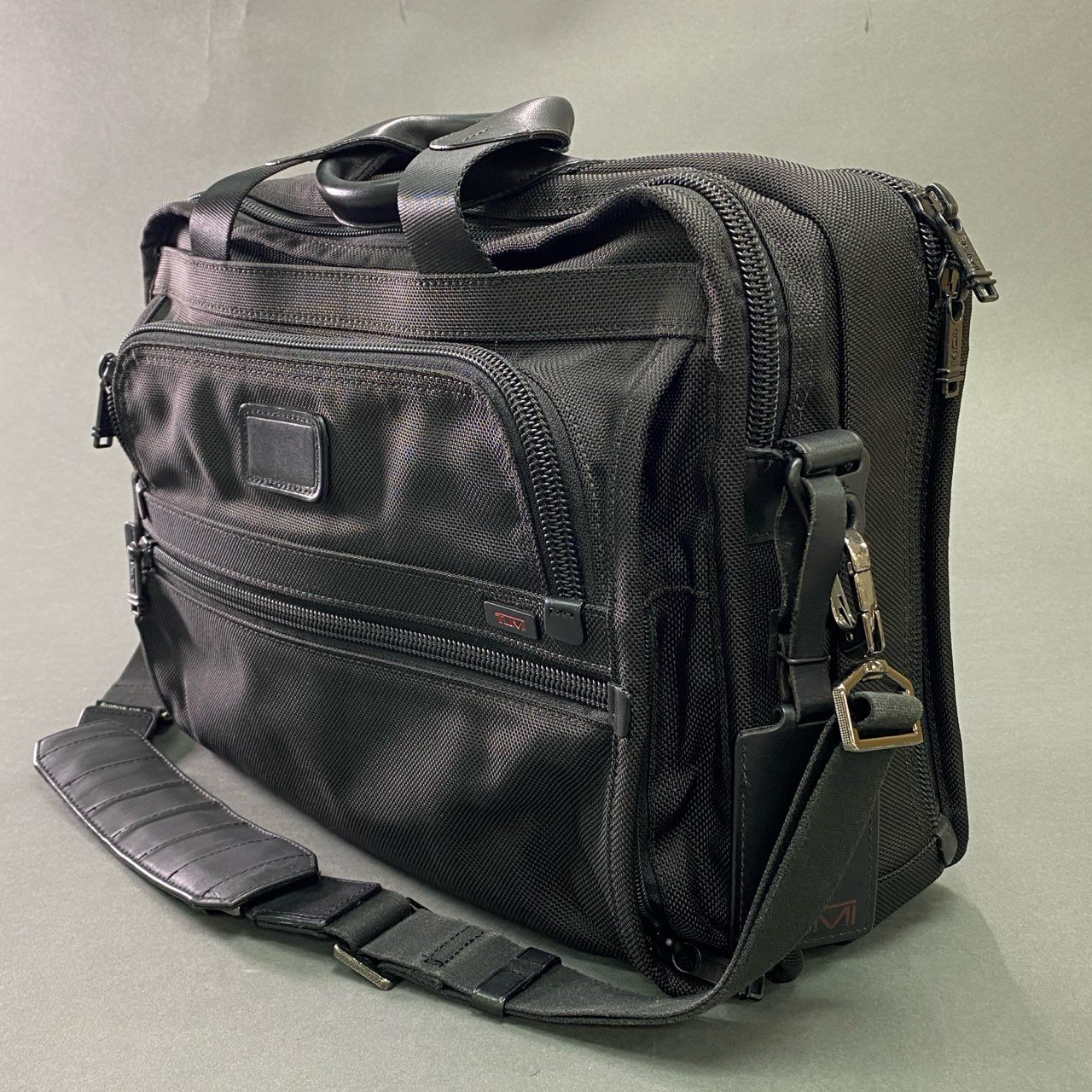 Fc21 TUMI トゥミ Alpha Travel & Business アルファ トラベル ブリーフケース 26130DH ブラック ビジネス ショルダーバッグ フォーマル