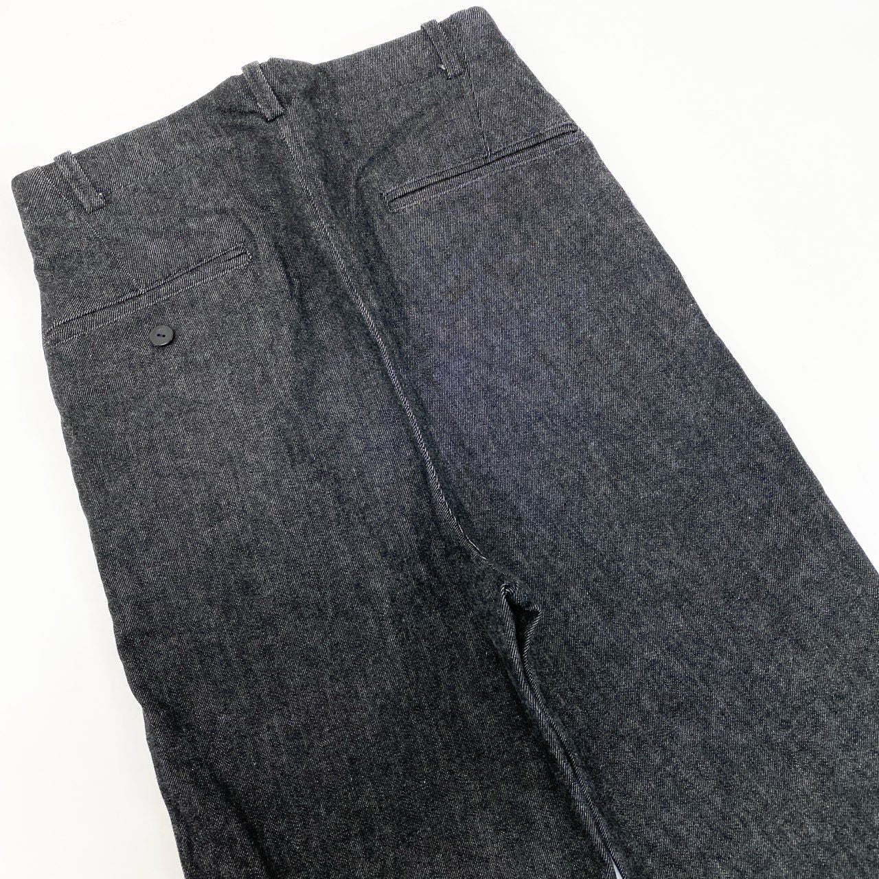 63j9 《美品》Dhal ダル ハイウエストデニムパンツ テーパードパンツ ジーンズ ボトムス 日本製 XSサイズ ブラック メンズo07t
