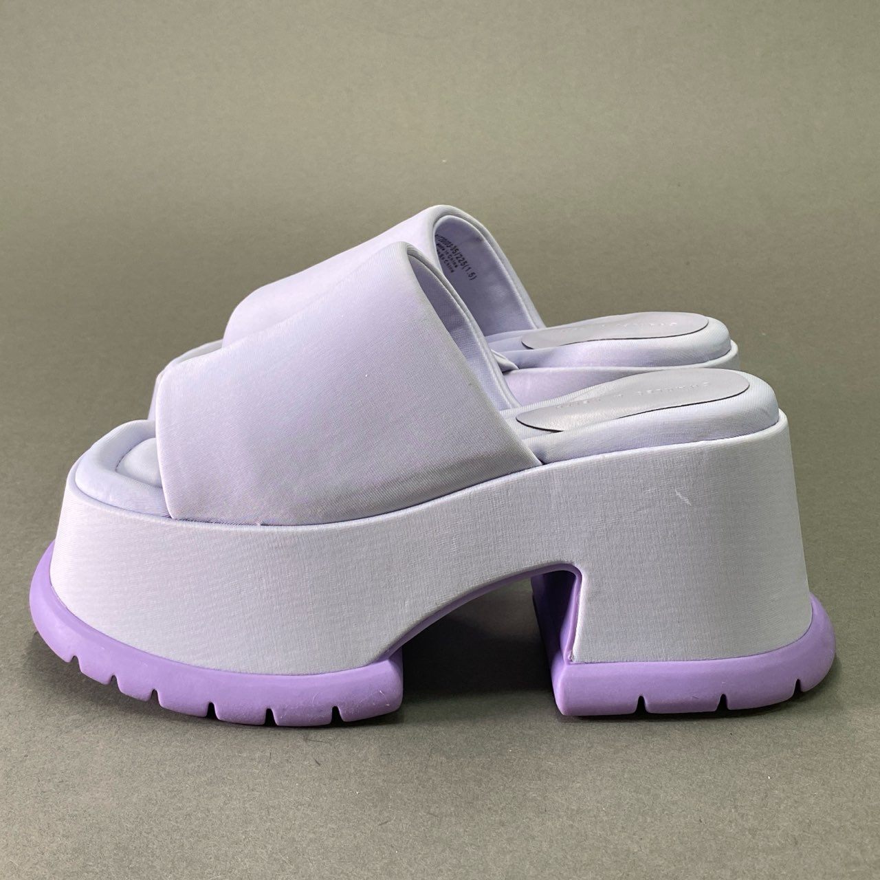 3d22 CHARLES&KEITH チャールズアンドキース LILAC プラットフォームサンダル 22.5cm ラベンダー パープル 厚底 シューズ 夏 箱付き