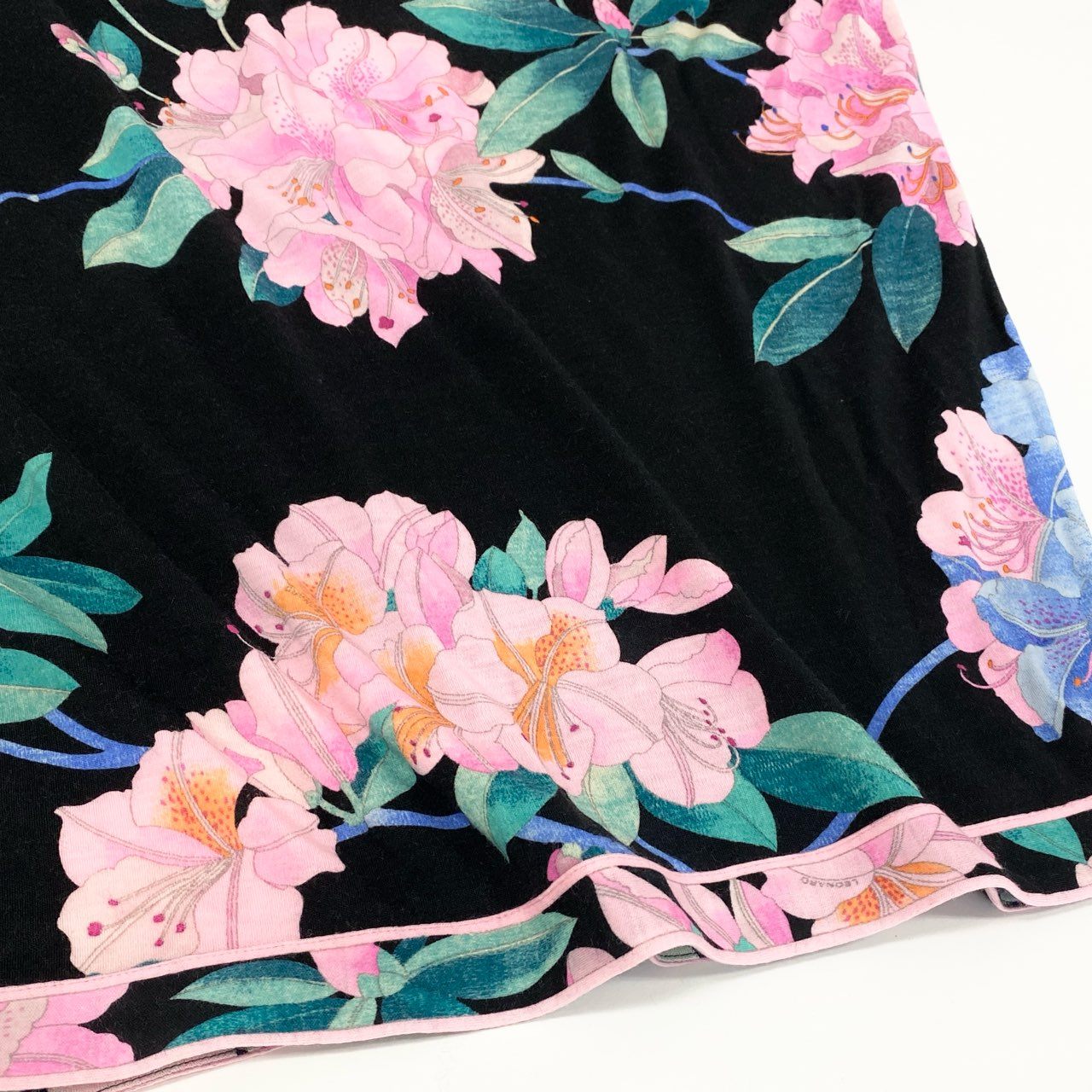 58f20 LEONARD PARIS レオナール 花柄プリント ハイネック長袖ワンピース バックジップ ロングスリーブ ドレス イタリア製 36 ブラック ウール ナイロン レディース