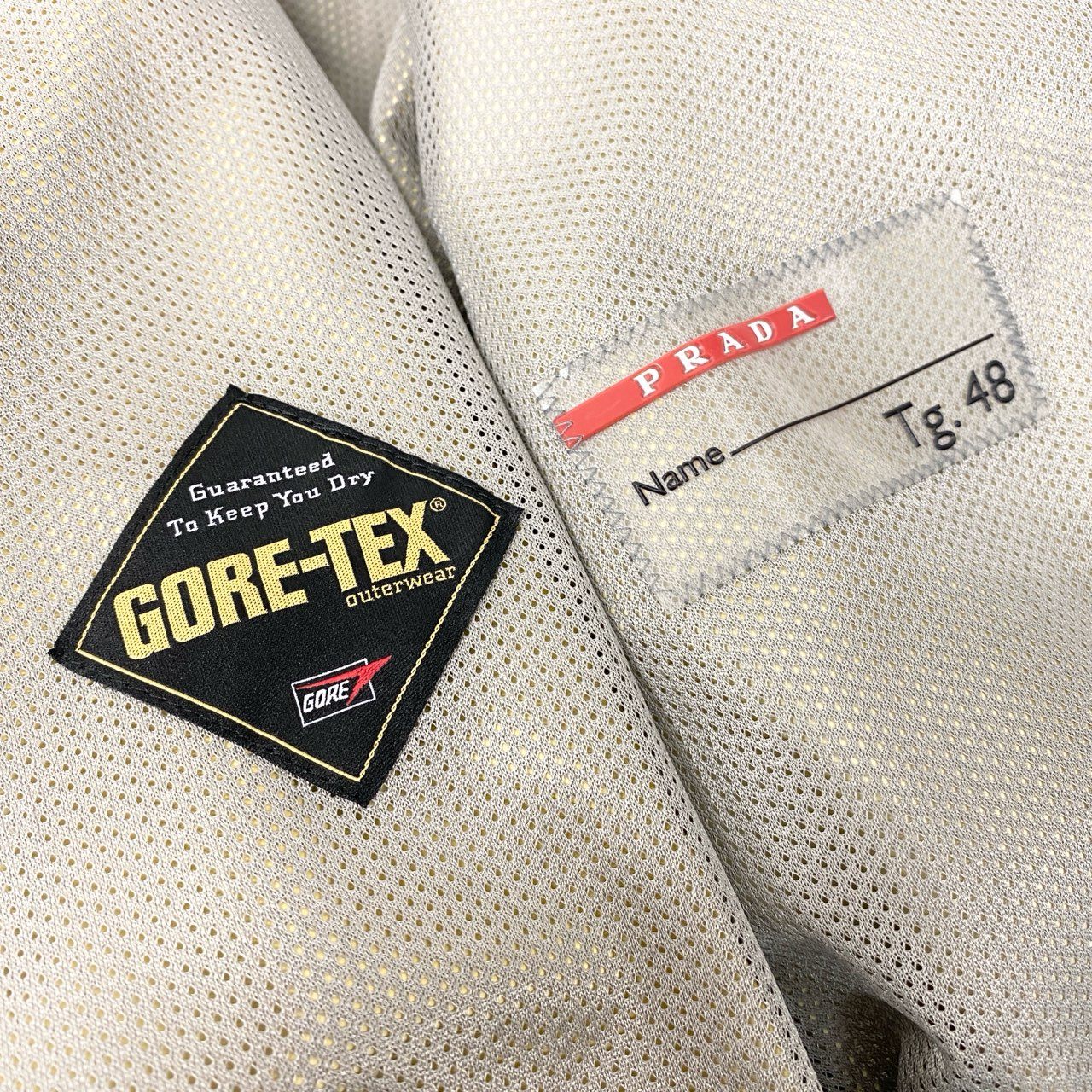 53j28《美品》 PRADA SPORT プラダ スポーツ 00s 袖ロゴ フルジップ ナイロンジャケット SGV84B 48 ブラック フード付 Y2K Vintage ヴィンテージt18r