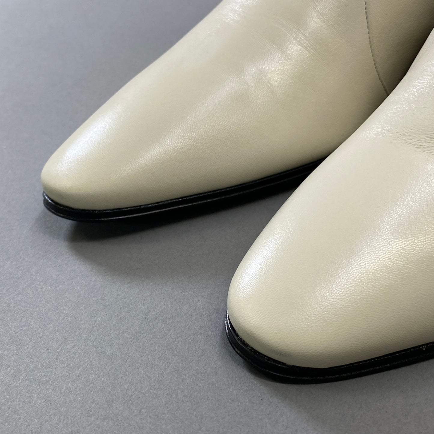 2h9《未使用品》 SAINT LAURENT PARIS サンローランパリ VASSILI ZIPPED BOOTS サイドジップ ブーツ 43 1/2 ホワイト レザー シューズ 箱付きt18r