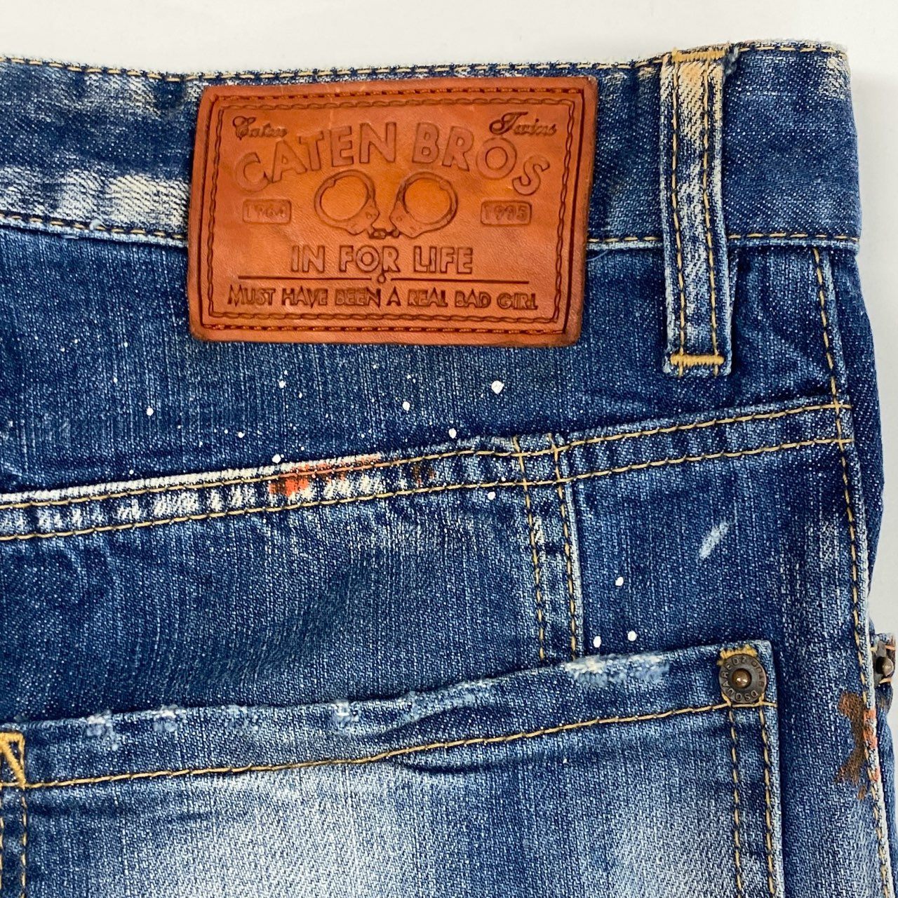 34j28 DSQUARED2 ディースクエアード イタリア製 デニムパンツ ジーンズ ダメージ ペイント加工 ボトムス 74LA065030144 50 インディゴブルーo07t