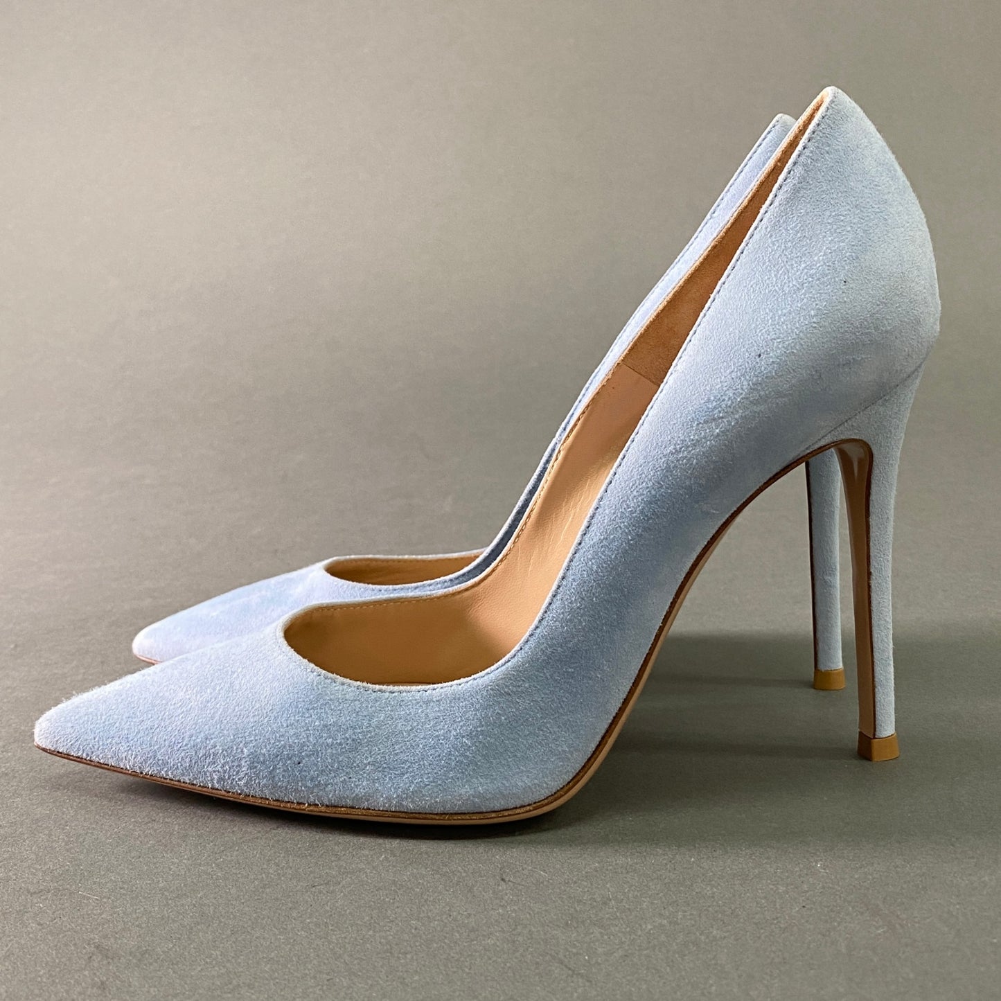 5l25 【未使用】Gianvito Rossi ジャンヴィットロッシ ポインテッドトゥ ピンヒールパンプス スウェードパンプス サイズ38 ライトブルー スウェード レディース 女性用