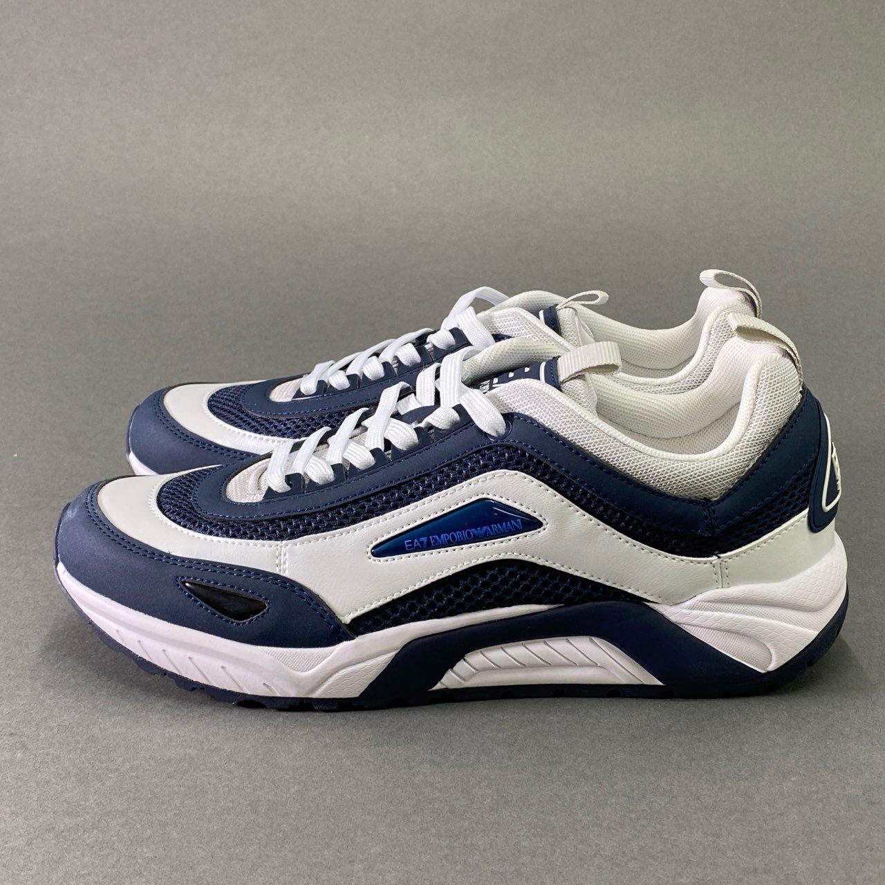 1f8 《美品》 EA7 EMPORIO ARMANI エンポリオアルマーニ Trainers スニーカー X8X061 26cm ネイビー ホワイト シューズ 箱付き