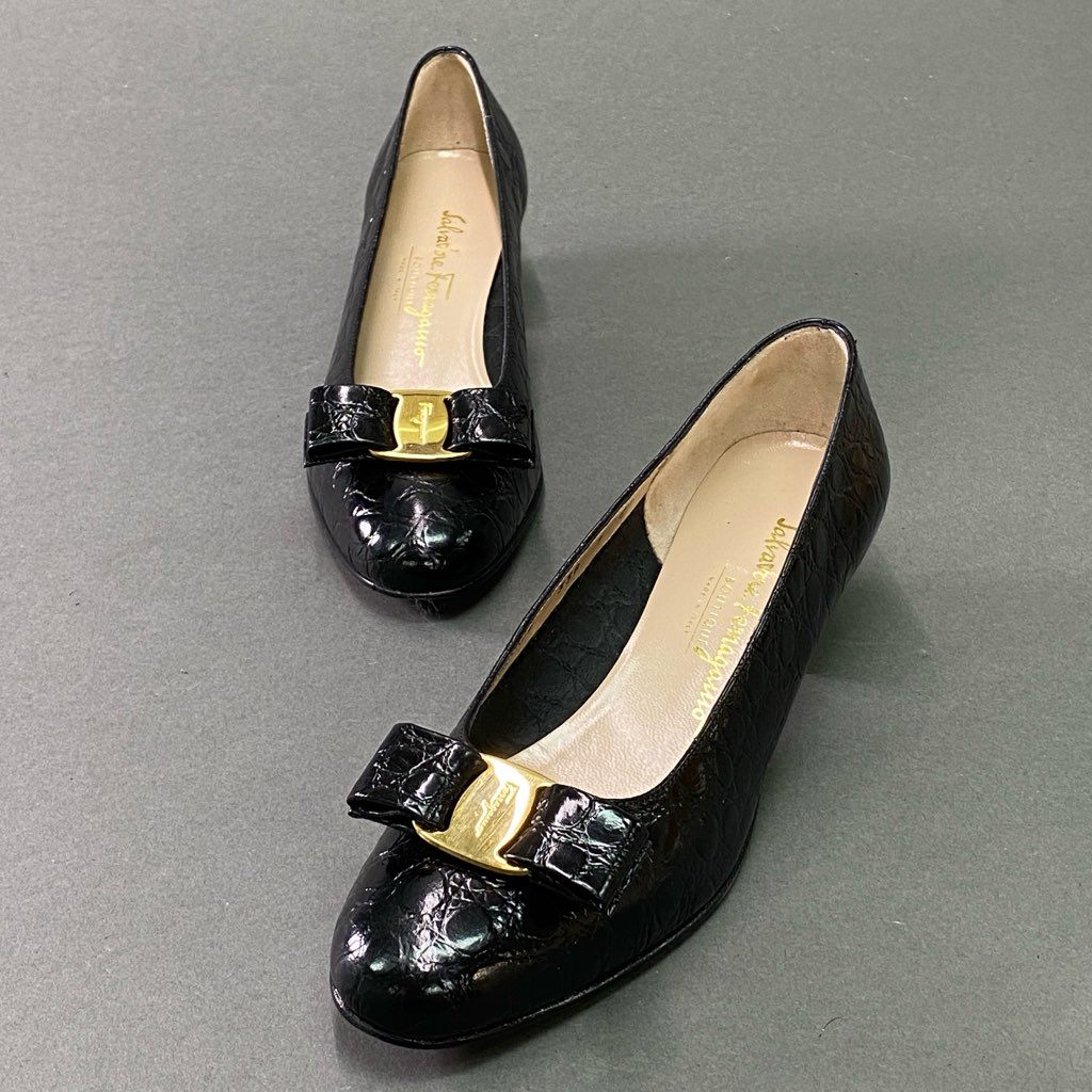 3e10 《美品》 Salvatore Ferragamo サルヴァトーレ フェラガモ VARA ヴァラリボン クロコ パンプス 7 ブラック レザー シューズ 革靴 箱付き
