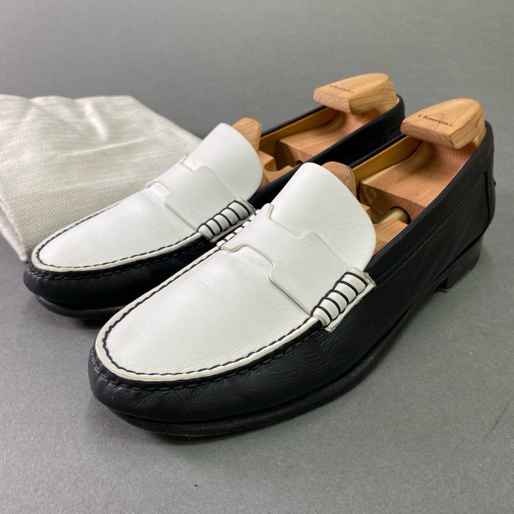 3d5 《美品》 HERMES エルメス ケネディ Hロゴ モカシン ローファー 36 1/2 ホワイト ブラック レザー 革靴 シューズ イタリア製