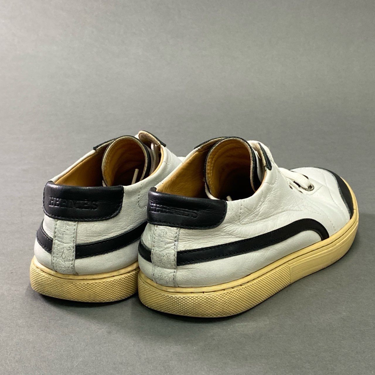 3b7 HERMES エルメス ローカットスニーカー レザースニーカー Hロゴ バイカラー leather 40 ホワイト ブラック レザー