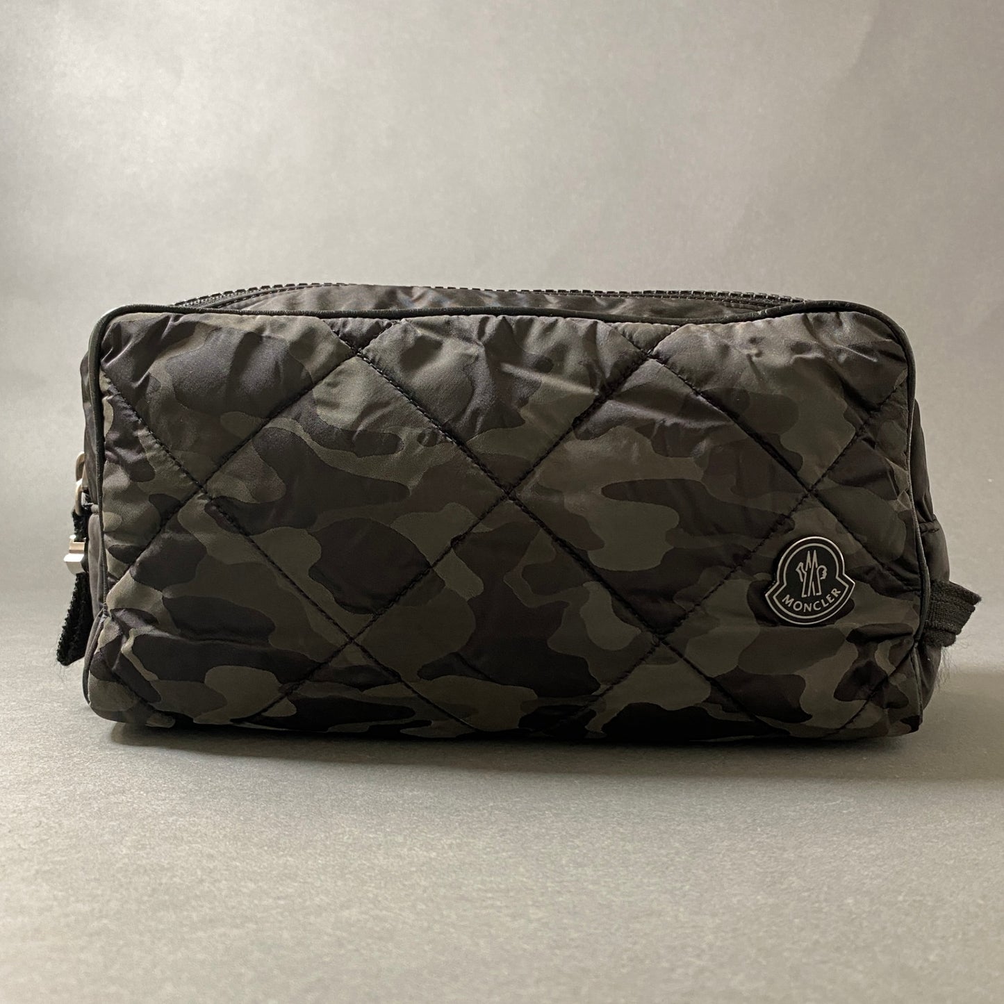 Df27 MONCLER モンクレール カモフラ キルティング セカンドバッグ ブラック カーキ クラッチバッグ ポーチ カバン 迷彩 イタリア製