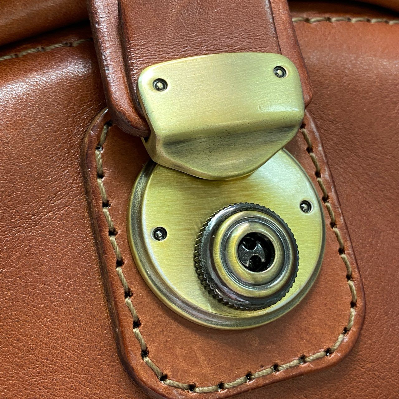 Ge2 HERZ ヘルツ 1 paku わんぱくリュック L ブラウン レザー 本革 大容量 バックパック 茶系 Leather