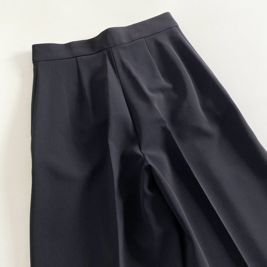 19h10 定価¥97,900 Max Mara マックスマーラ スラックスフレアパンツ 36 ブラック センタープレス タグ付き イタリア製