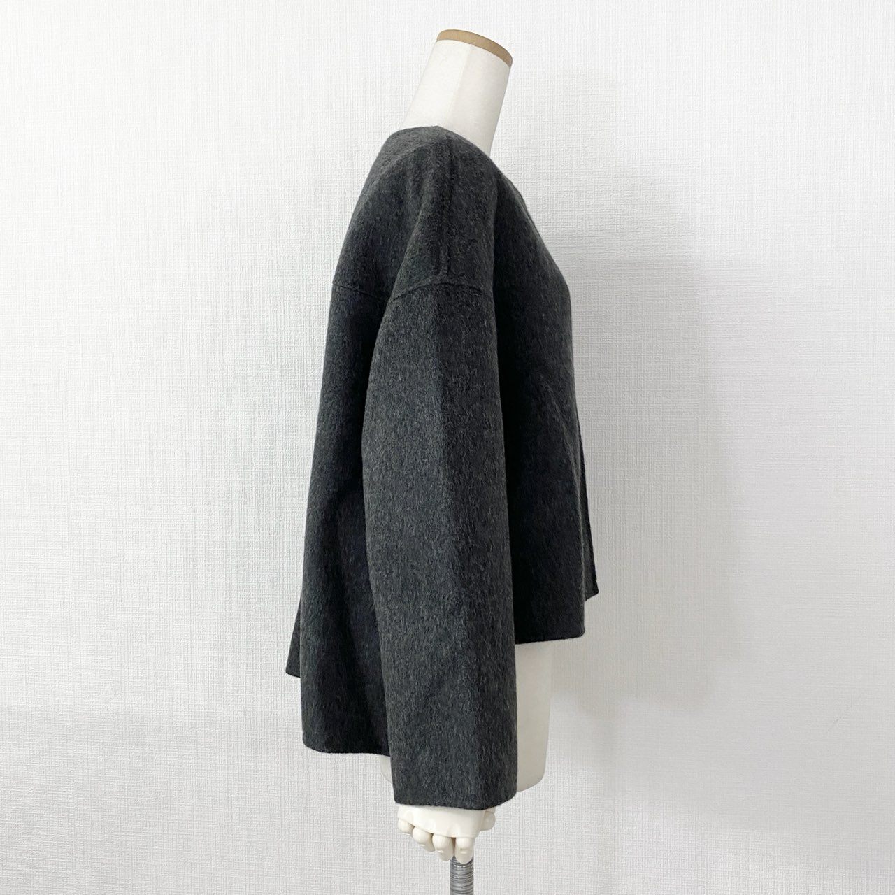 8j17 《未使用保管品》定価¥73,700 ADORE アドーア 2トーン リバージャケット 531-9250003 36 グレー カシミヤ混 CASHMERE
