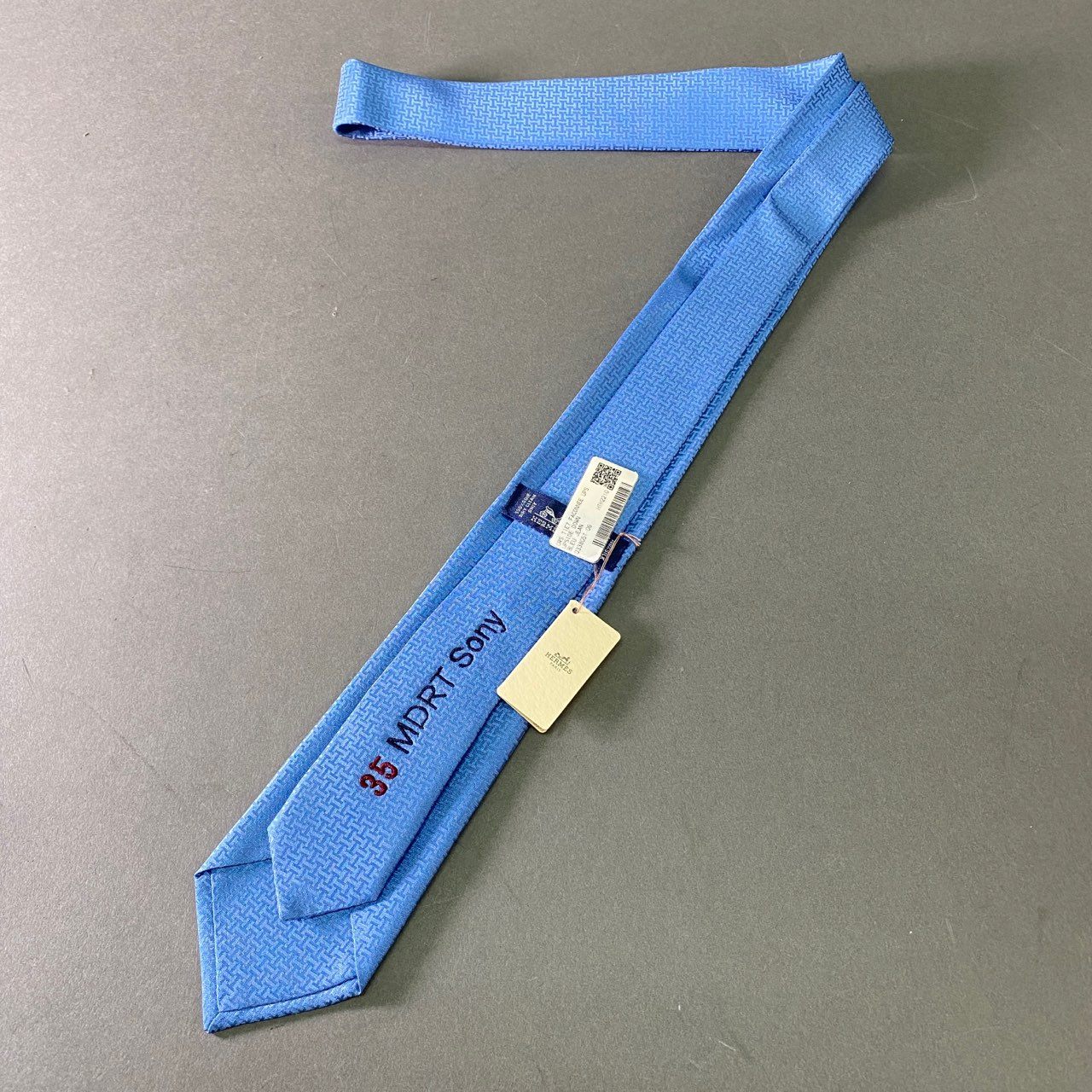 a8 【未使用保管品】 タグ付 HERMES エルメス フランス製 UPSIDE DOWN ネクタイ Hロゴ ビジネス フォーマル 033805T ブルー シルク100%