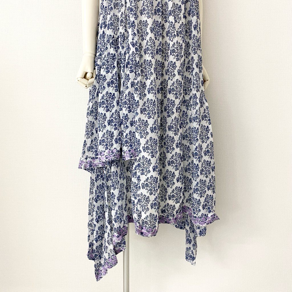 27e24-1 《未使用》 AS KNOW AS olaca アズノウアズ オオラカ インドへ誘うキャミワンピース 膝丈ワンピース サイズ19 ホワイト×ブルー レディース