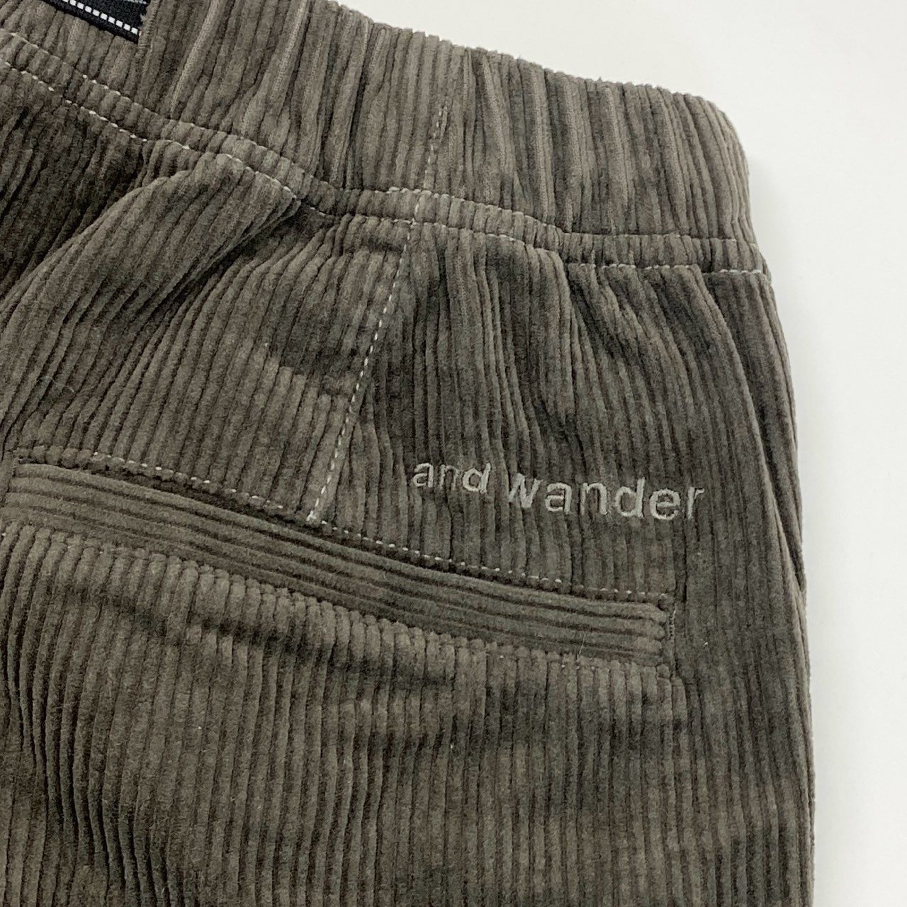 78d4 and wander アンドワンダー corduroy pants コーデュロイパンツ ボトムス 太畝 574-3282079 M ブラウン