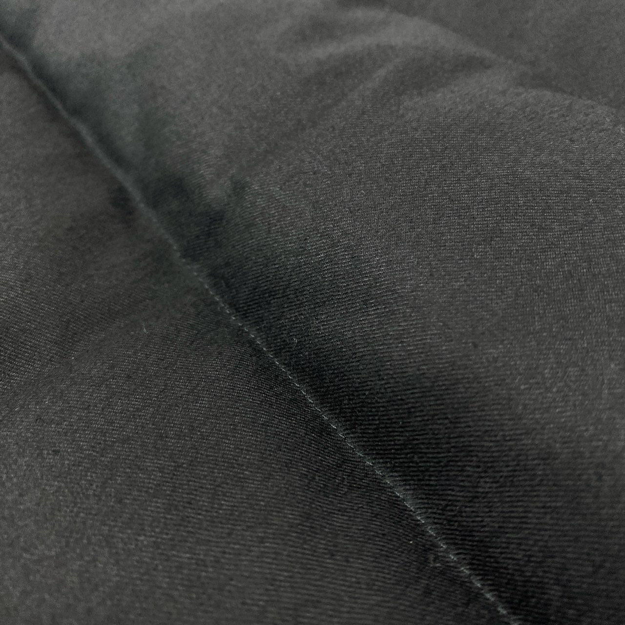 86j20 《美品》 TATRAS タトラス 2024年モデル PSETTO ダウンベスト MTOU24A4969 2 ブラック WEAVA社 紳士服t18r
