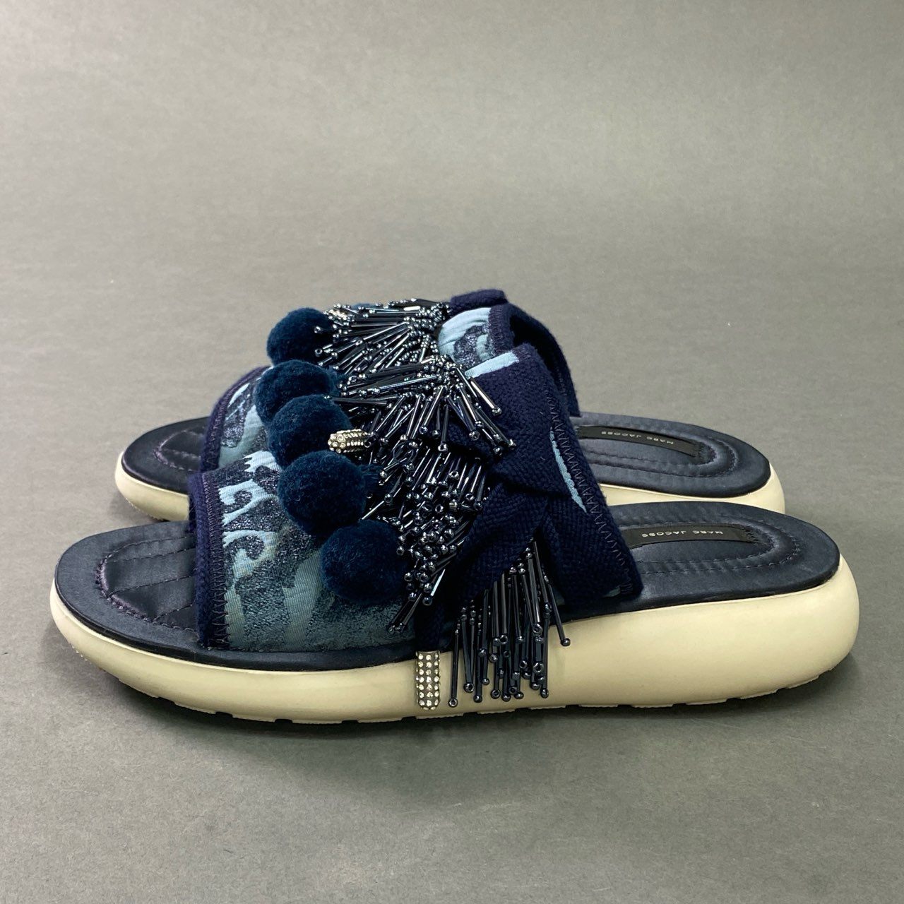 7b7 MARC JACOBS マークジェイコブス DAMASK エマーソン ポンポン スポーツサンダル リラックスサンダル フラット ダマスク柄 38 ネイビー