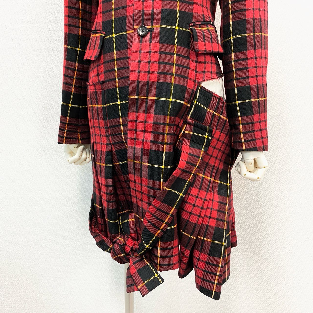 72j15 COMME des GARCONS コムデギャルソン 2017SS タータンチェック アシンメトリー カットアウト シングルコート 日本製 GS-J015 XS レッド ウール レディースo07t