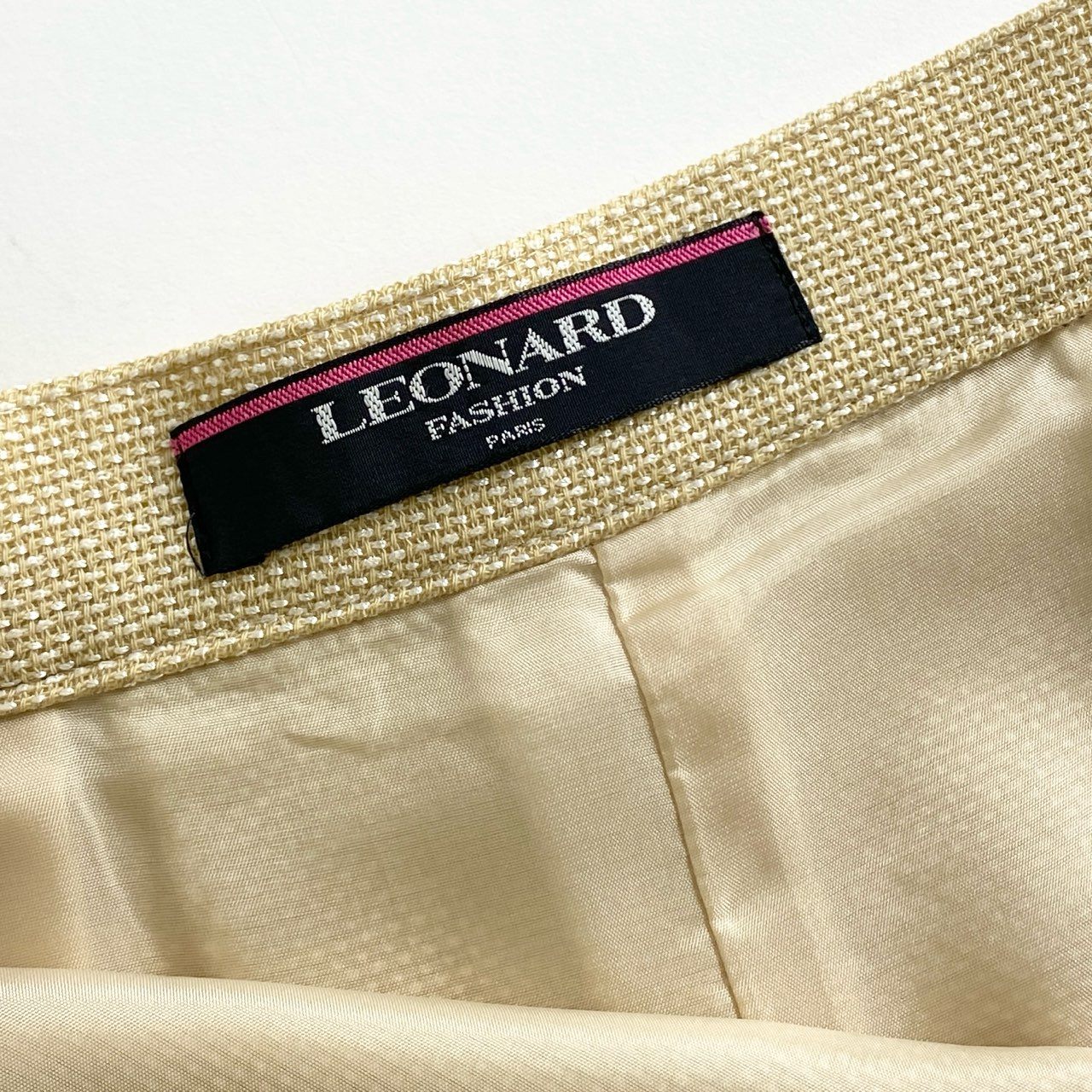 60e11 LEONARD レオナール フレアスカート 台形スカート 膝丈スカート 花柄切替 サイズ64 ベージュ レディース 日本製 春夏