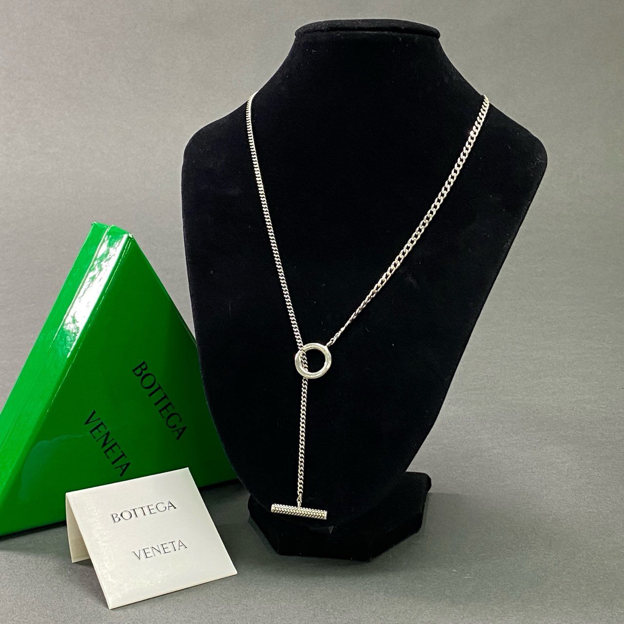 c19 《美品》 BOTTEGA VENETA ボッテガベネタ 現行品 トグル イントレチャート ネックレス アクセサリー シルバー