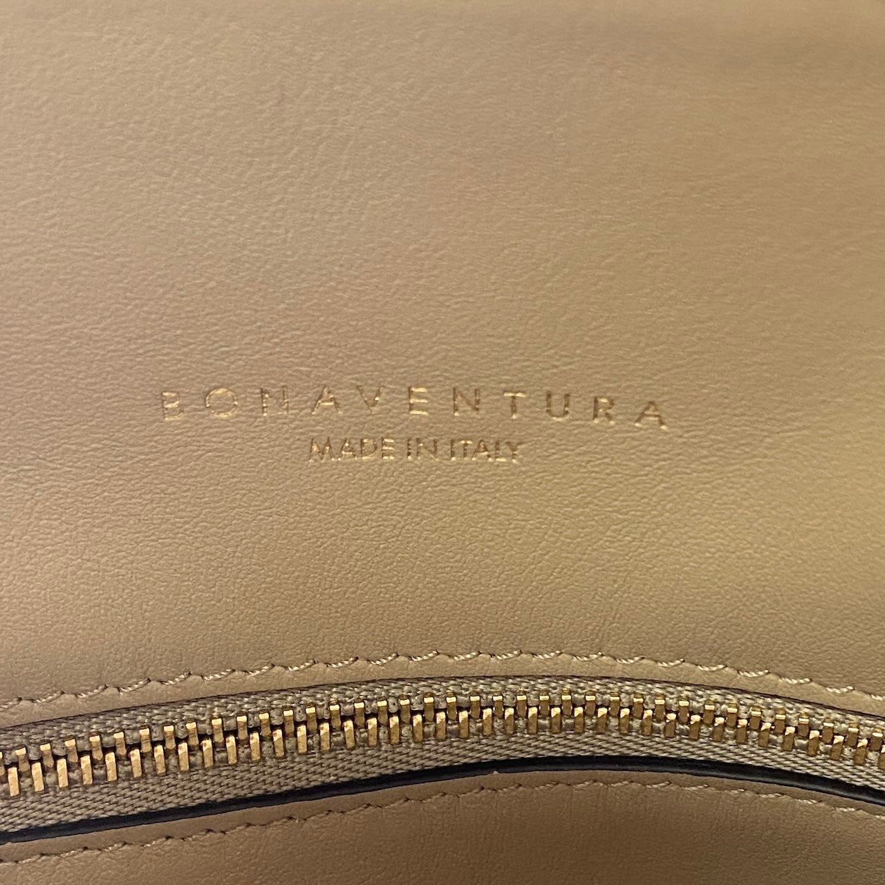Bh20【美品】BONAVENTURA ボナベンチュラ エマバッグ 28 ハンドバッグ シュリンクレザー グレージュ レザー レディース 女性用k02i