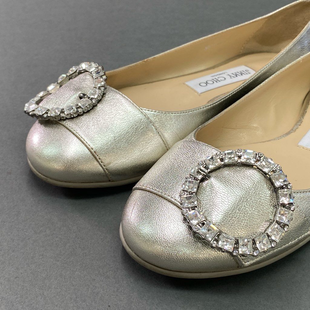 3d7 JIMMY CHOO ジミーチュウ フラットシューズ バレエシューズ メタリック ビジューバックル パンプス ラウンドトゥ 36 シルバー