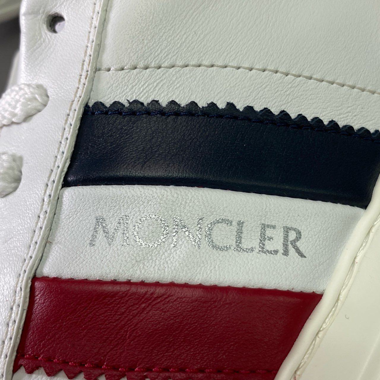 2d22 《未使用》 MONCLER モンクレール NEW MONACO ニューモナコ スニーカー 40 ホワイト レザー トリコロール 軽量 シューズ 箱付き