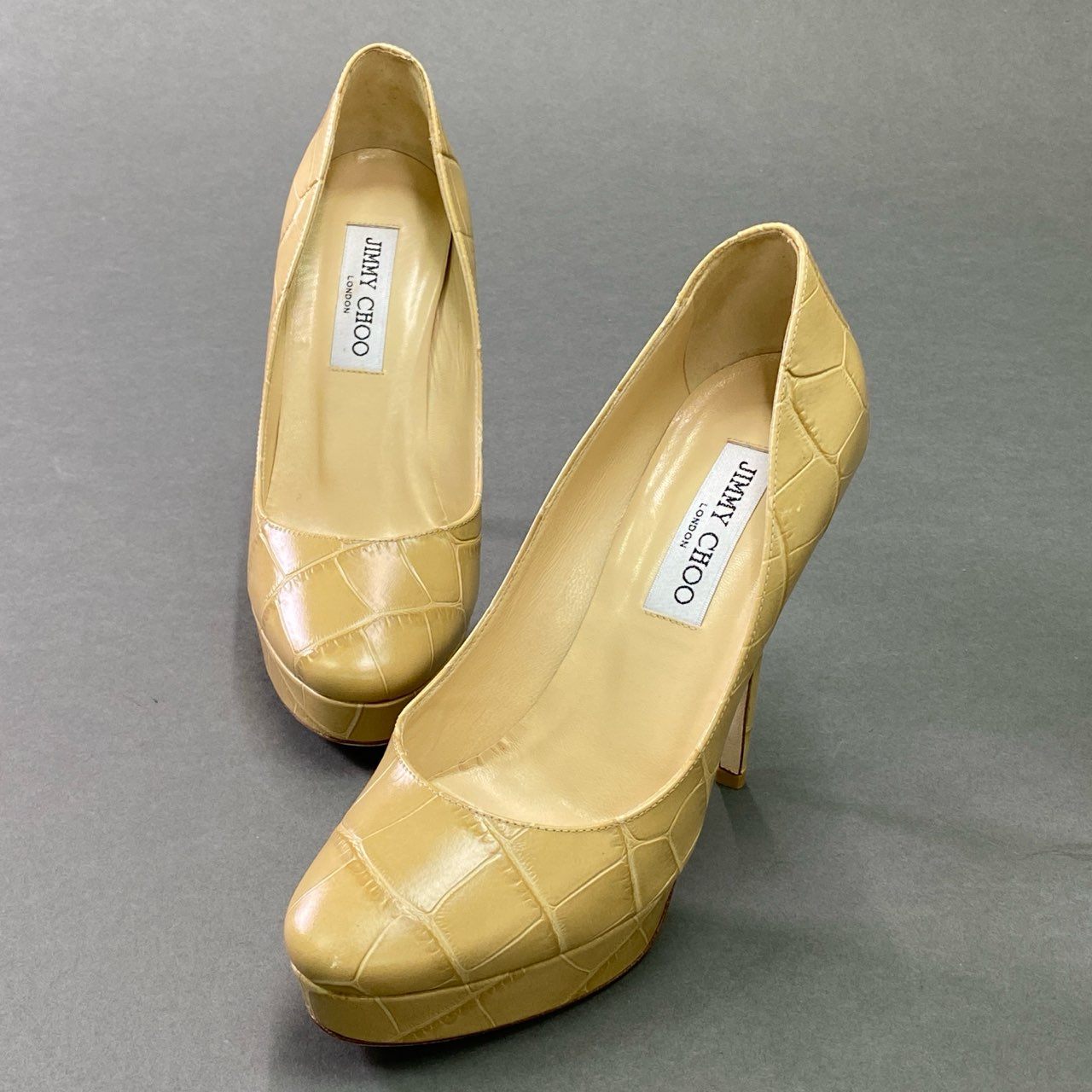 5c18 イタリア製 JIMMY CHOO ジミーチュウ クロコ型押し ハイヒール パンプス ピンヒール シューズ 37 ベージュ系