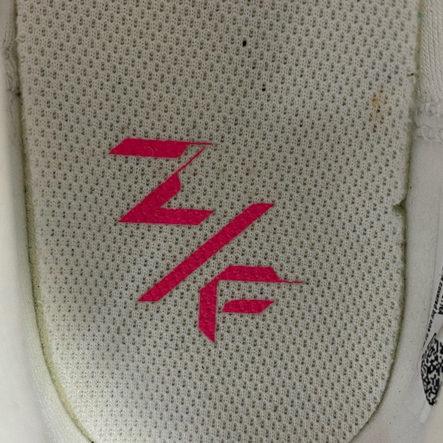 3g9 NIKE ナイキ ZOOM FLY 6 ズームフライ FN8454-101 28.5cm ホワイト ピンク シューズ
