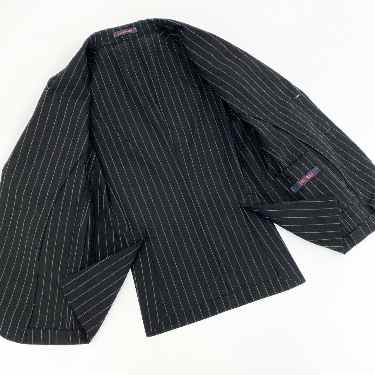 55f5 《美品》 THE GIGI ザ ジジ ストレッチ シアサッカーストライプ セットアップスーツ テーラードジャケット ブレザー スラックス トラウザーパンツ イタリア製 M217 44 ブラック