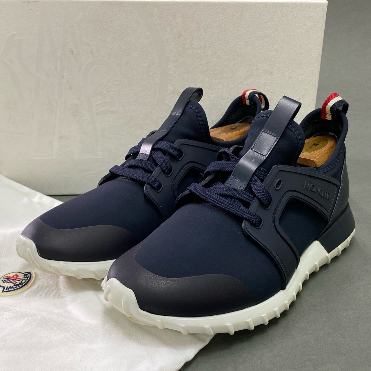 3c19 MONCLER モンクレール EMILIEN 40 エミリアン スニーカー 26cm相当 ネイビー シューズ 箱付き